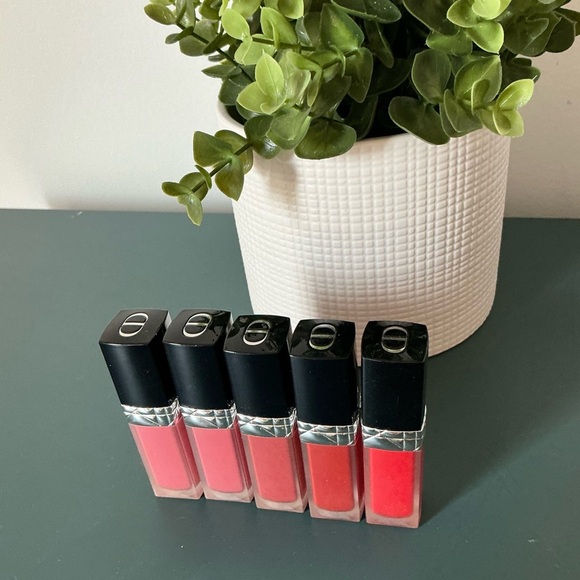 Rouge Dior Forever Liquid Matte Lipstick - Vibrant Red Shades - Pick 1 - Picture 2 of 4